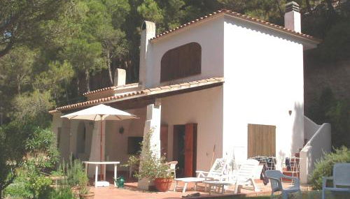 Beautiful detached air-conditioned villa close to sandy beach, shops and restaurants - Foto 1