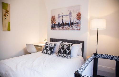 Liverpool 6 beds, Up to 22 percent- Contractors Dream - Foto 18