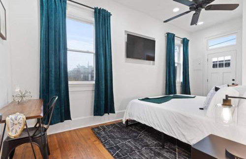 Chic 2BR retreat near French Quarter - Photo 5