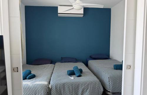 MOGAN PEARL - SEA VIEW - DOUBLE TERRACE - HEATED POOL -BEACH - 1gb WIFI - Calm and green Complex - AIR CONDITIONING - Foto 5