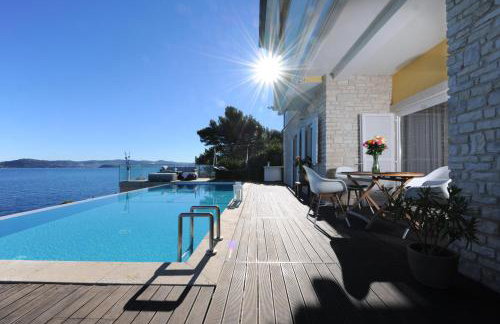 Villa Cablex - Foto 1