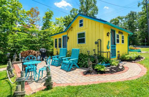 LemonDrop Lake-Front Cottage - Foto 2