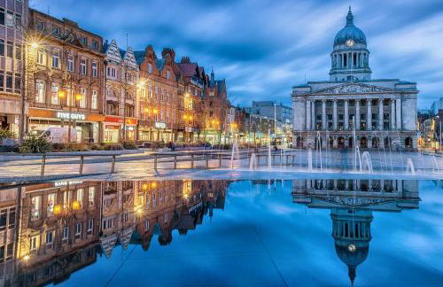 Ensuite Bedrooms with Shared Kitchen and Apartments at Simpsons Hall in Nottingham - Photo 26