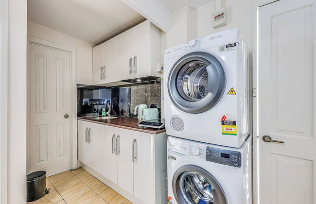 StayAU Cozy 1BR Living Space Chadstone - Foto 9