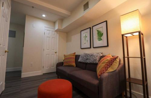 2Bed, 15Bath, Multi-Level Townhouse, Sleeps 6 - Photo 15