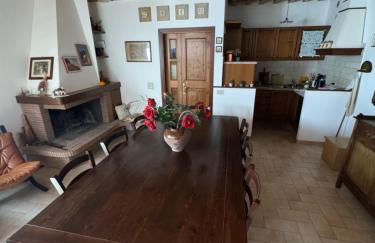 Casa Vacanze Emily nel parco del Monte Cucco - Foto 3