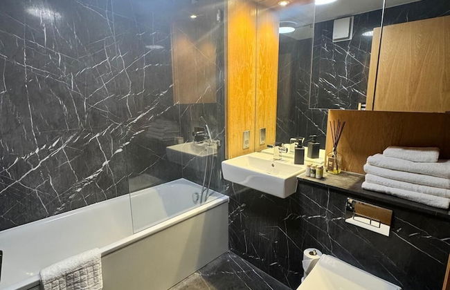 Westwood House - Photo 43