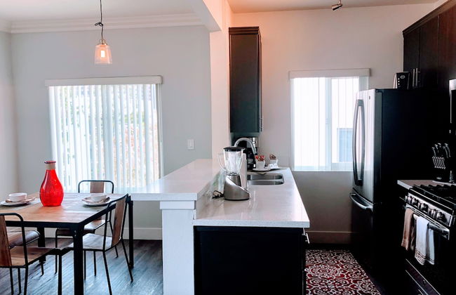 Westwood LA Executive Rentals - Foto 16