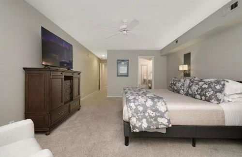 Large Townhouse, Walk to All! King Beds-Highlands - Foto 5
