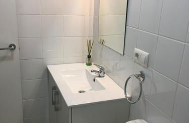 Apto con patio y barbacoa BBQ Los picadores - Foto 17