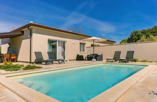 Pola kuće sa bazenom-Eja - Foto 52