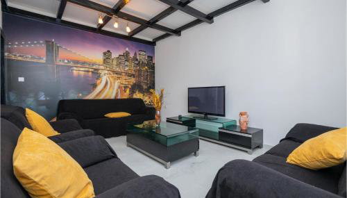 Awesome Home In Veliki Prolog - Foto 3