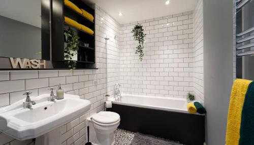 Spacious 2 bedroom city centre apartment - Foto 5