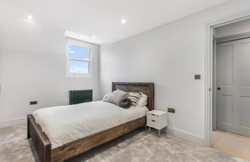Large Modern Family Wandsworth Home - Sleeps 12 - Foto 28