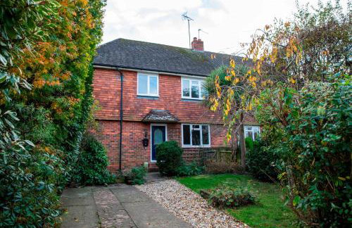 Hassocks Hideaway with Parking Garden - Foto 22