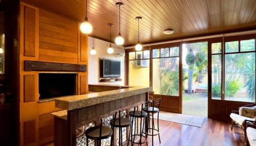 Ampla e luxuosa casa com áreas de lazer - Foto 3, pet friendly