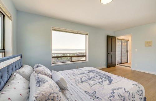 Spacious Camano Home with Hot Tub and Water Views! - Foto 19