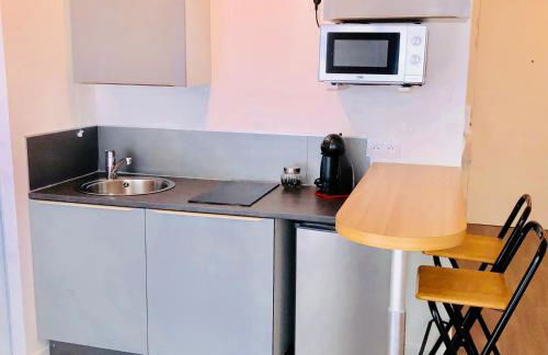 BtoBed - Location Professionnelle - Studio Confort Parking Gratuit Villepinte - Proche Parc des Expositions et Aéroport CDG - Foto 8