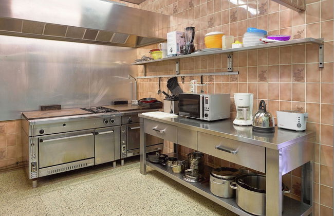 Spacious Holiday Home With Private Garden - Foto 3