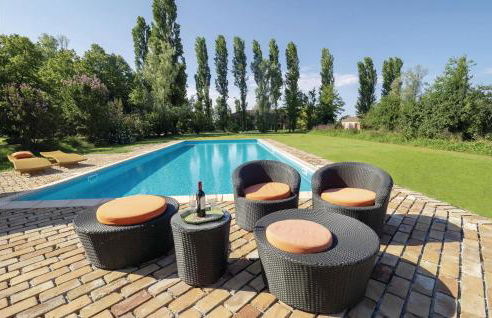 Beautiful Home In Taglio Di Po Ro - Foto 8