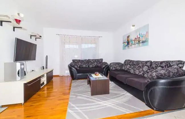 Hillside Villa in Trogir With Pool, Terrace, and Stunning City View - Foto 18