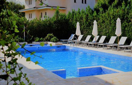 Apartamentos Sureda - Photo 2