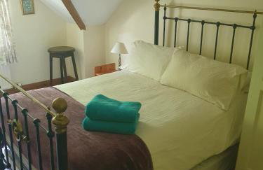 Escape to Pembrokeshire - charming spacious cottage - Foto 6