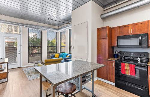 2 Separate 2BR Units Near Big House & Downtown - Foto 3