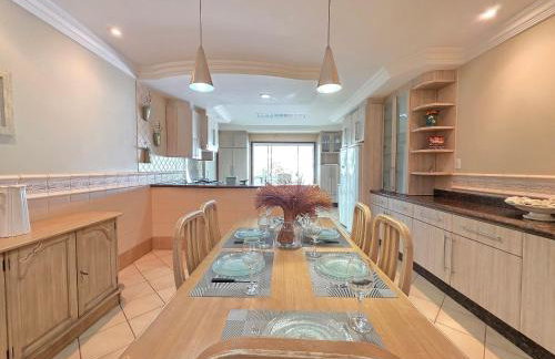 Casa em Área Nobre Piscina com Sauna prox Centro - Foto 33