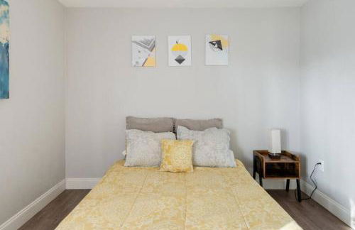 Cute downtown home by Depot Park - Foto 29