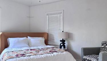 Stylish 1940s Home with Barn Guest House - Foto 3