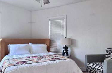 Stylish 1940s Home with Barn Guest House - Foto 3