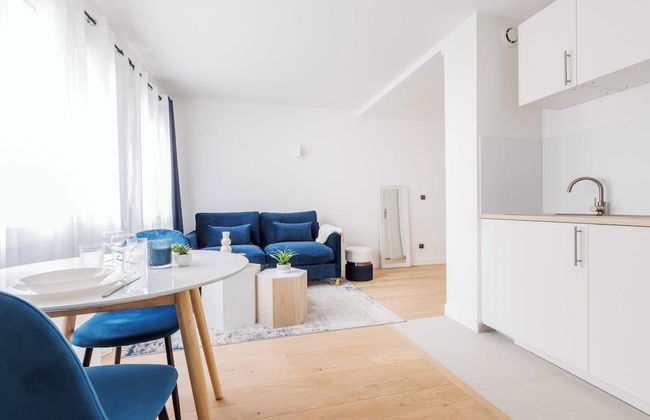 Beautiful Studio for two People - Puteaux - Foto 10