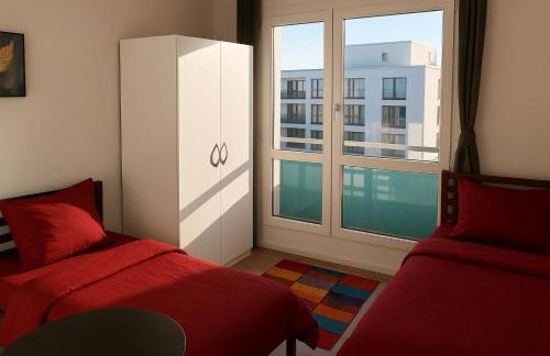 Ideal für Monteure 3 Zimmer Apartment mit Küche, Waschmaschine, Bad, WiFi, Flat TV usw - Foto 1