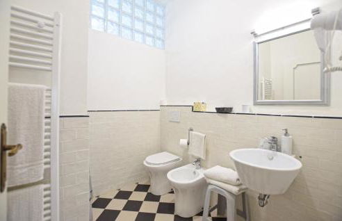 3 Bedroom Gorgeous Home In Pistoia - Foto 32