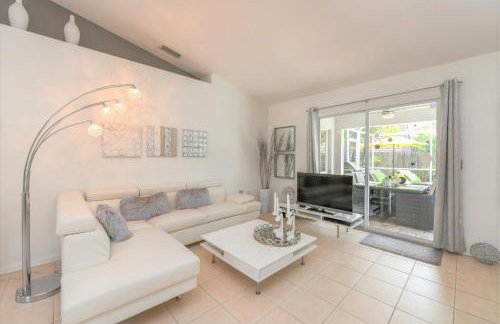 Contemporary Pool Villa I - Pool & Jacuzzi - Nearby Beach - Photo 9