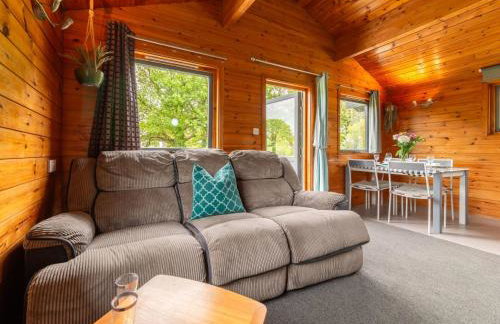 Chalet Lodge 4 - Hot Tub Lodge by Interhome - Foto 23