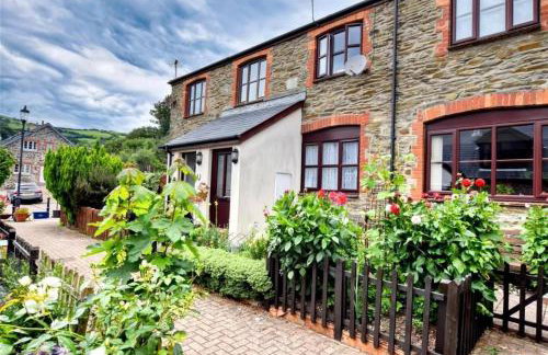 Cosy coastal retreat lovingly refurbished - Foto 1