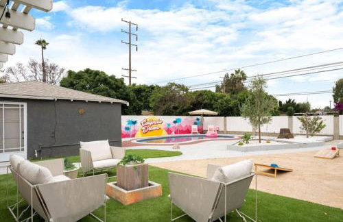 Stunning Retro Beach Oasis, Dual Living, Pool - Foto 72