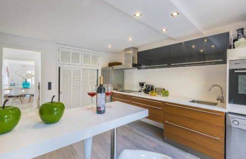 Villa Alcanada - Family only - Foto 23