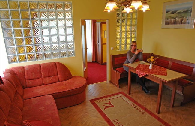 HoldLux Apartmanok - Foto 8