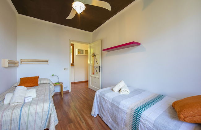 Cherry Tree House Family Friendly - Photo 4