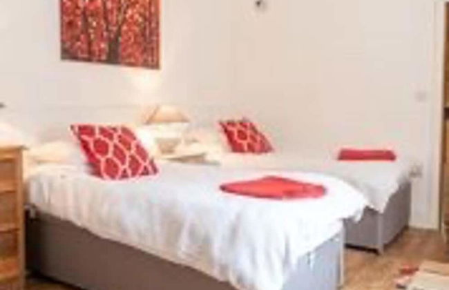 Beautiful Barn Conversion With Wood-burning Stove - Foto 5