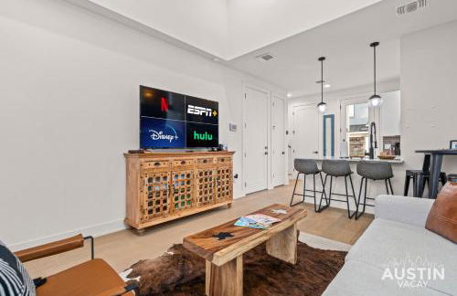 Pet Ok East ATX 2BR 2.5BA Pool, Game Room and Yard Nr Moody Ctr by Austin Vacay - Foto 50