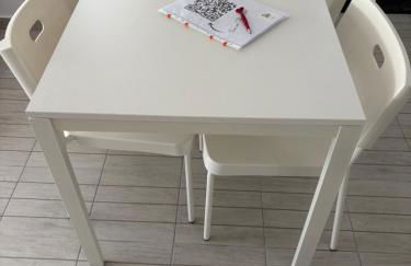 Sapphire Apartment , Beachfront Family Apartment for 4 with Private Garden, 1-Minute Walk to the Beach - Foto 10