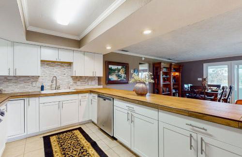 7 Mi to Paynes Prairie Preserve! Rural Retreat - Foto 9