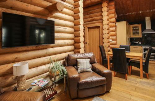 Brynallt Country Park - Foto 5