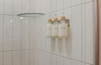 Large Luxury Home with Media Room and Game Room - 10 mins to Campus & Stadium - Foto 77