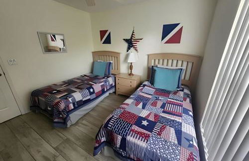 Lake View Pool Home near Disney and Shoppings - Foto 19