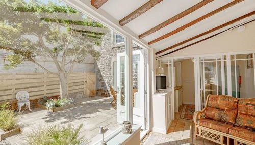 Coulter Cottage - Photo 5, Garden, Garden view